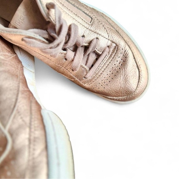 Reebok Club C 85 pink metallic leather trainers - Picture 6 of 8